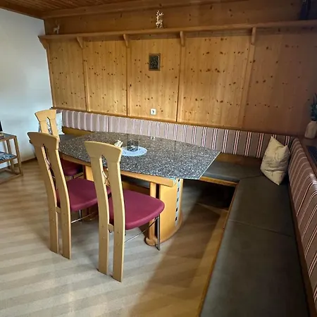 Haus Wurzenrainer * Sankt Johann in Tirol